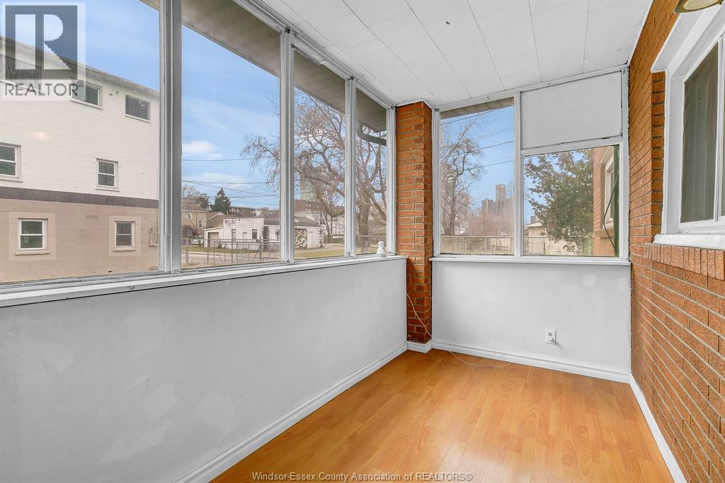 509 Aylmer Avenue Unit# Main, Windsor, Ontario  N9A 1T7 - Photo 8 - 26005969