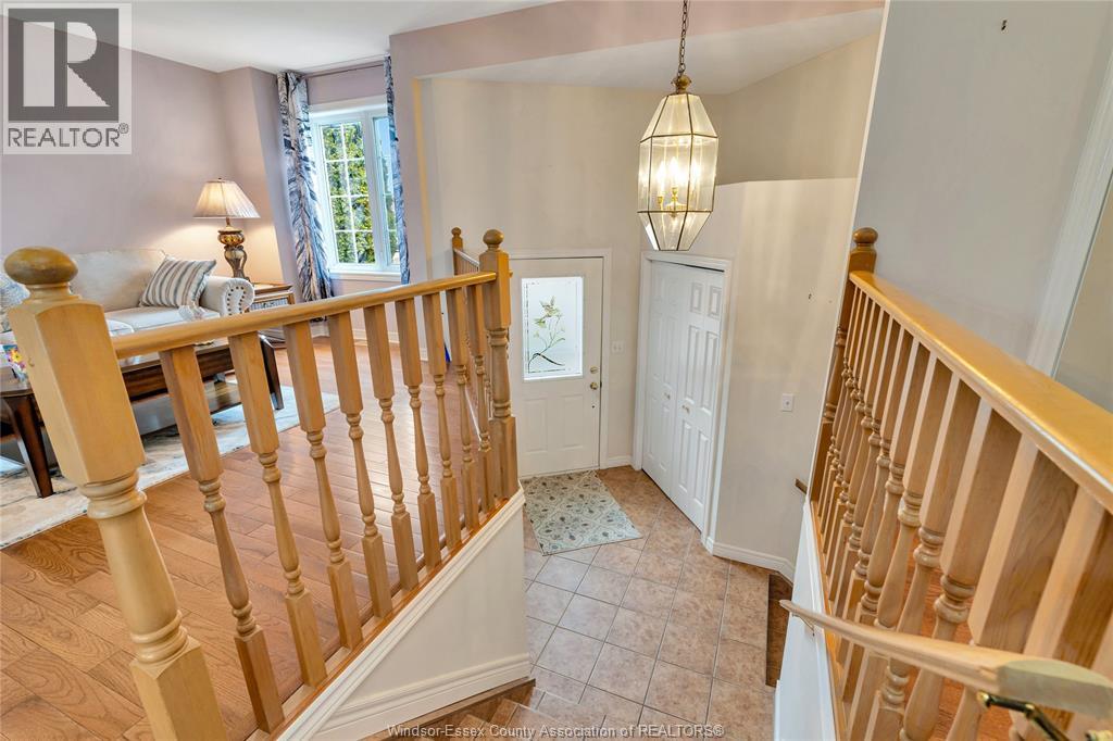 12721 Northfield Way, Tecumseh, Ontario N8N 4W8 - Photo 3 - 26005937