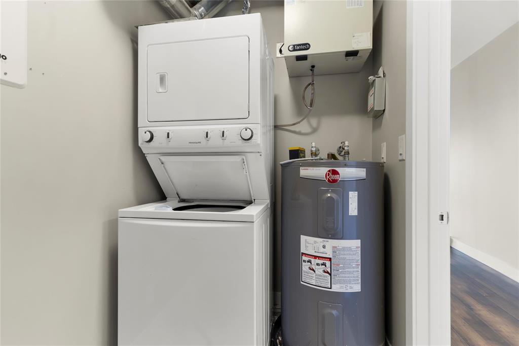 21 555 Main Street, Steinbach, Manitoba  R5G 2N3 - Photo 13 - 202600479