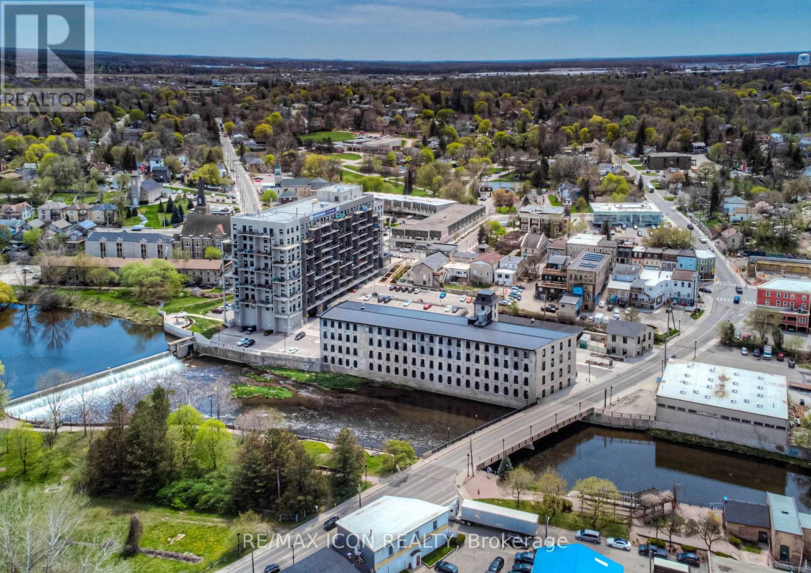 84 Endeavour Drive, Cambridge, Ontario  N3C 4C2 - Photo 44 - X12909412