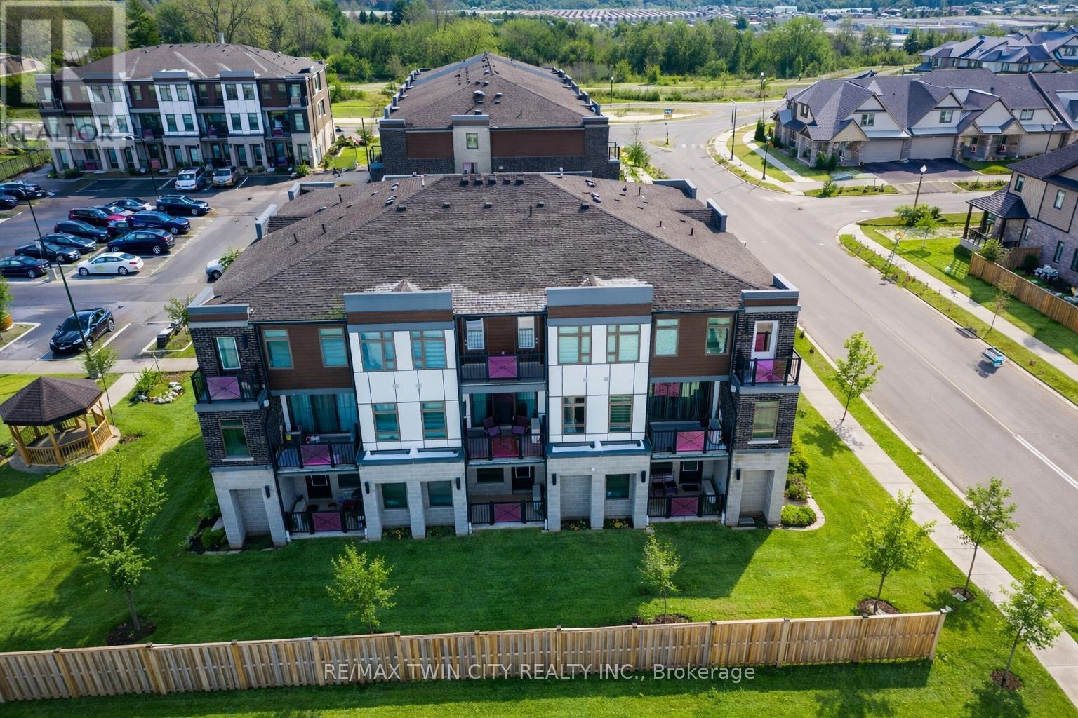 1f - 155 Thomas Slee Drive, Kitchener, Ontario  N2P 0J8 - Photo 29 - X12909470