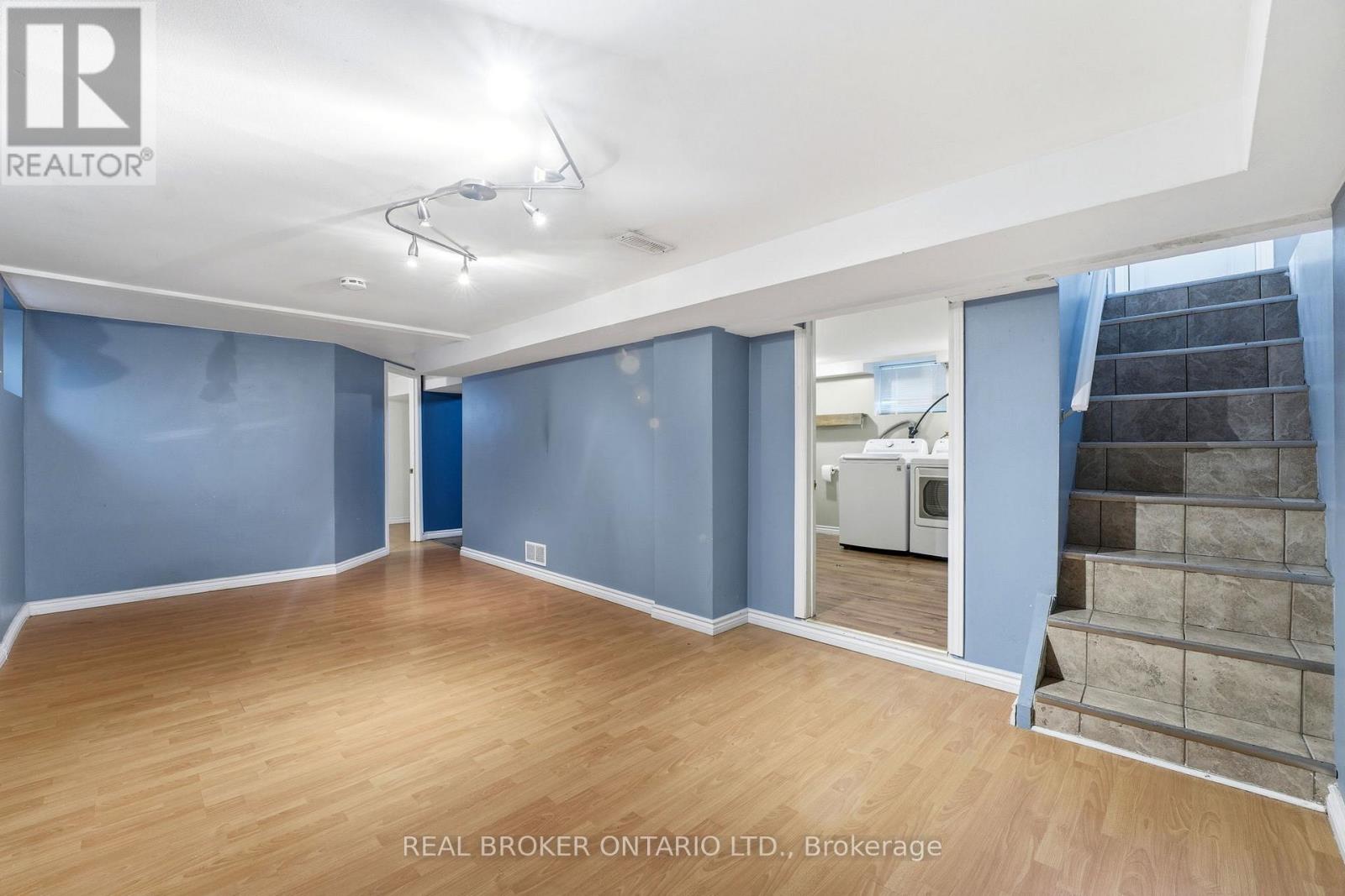 9 Mercer Road, Cambridge, Ontario  N1R 5A6 - Photo 17 - X12909478