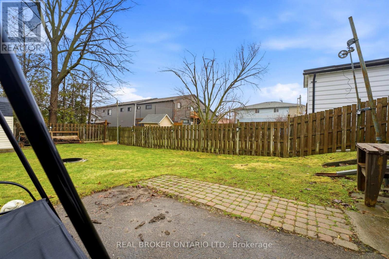 9 Mercer Road, Cambridge, Ontario  N1R 5A6 - Photo 24 - X12909478