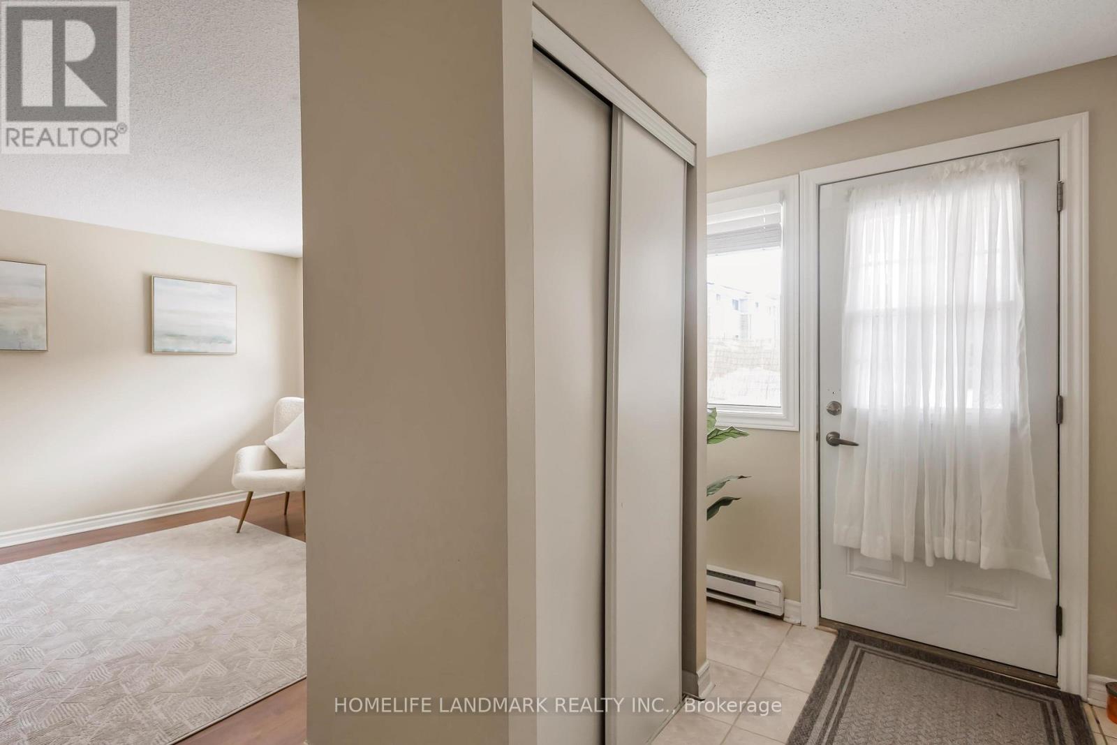 28 - 35 Breckenridge Drive, Kitchener, Ontario  N2B 3H5 - Photo 6 - X12909554