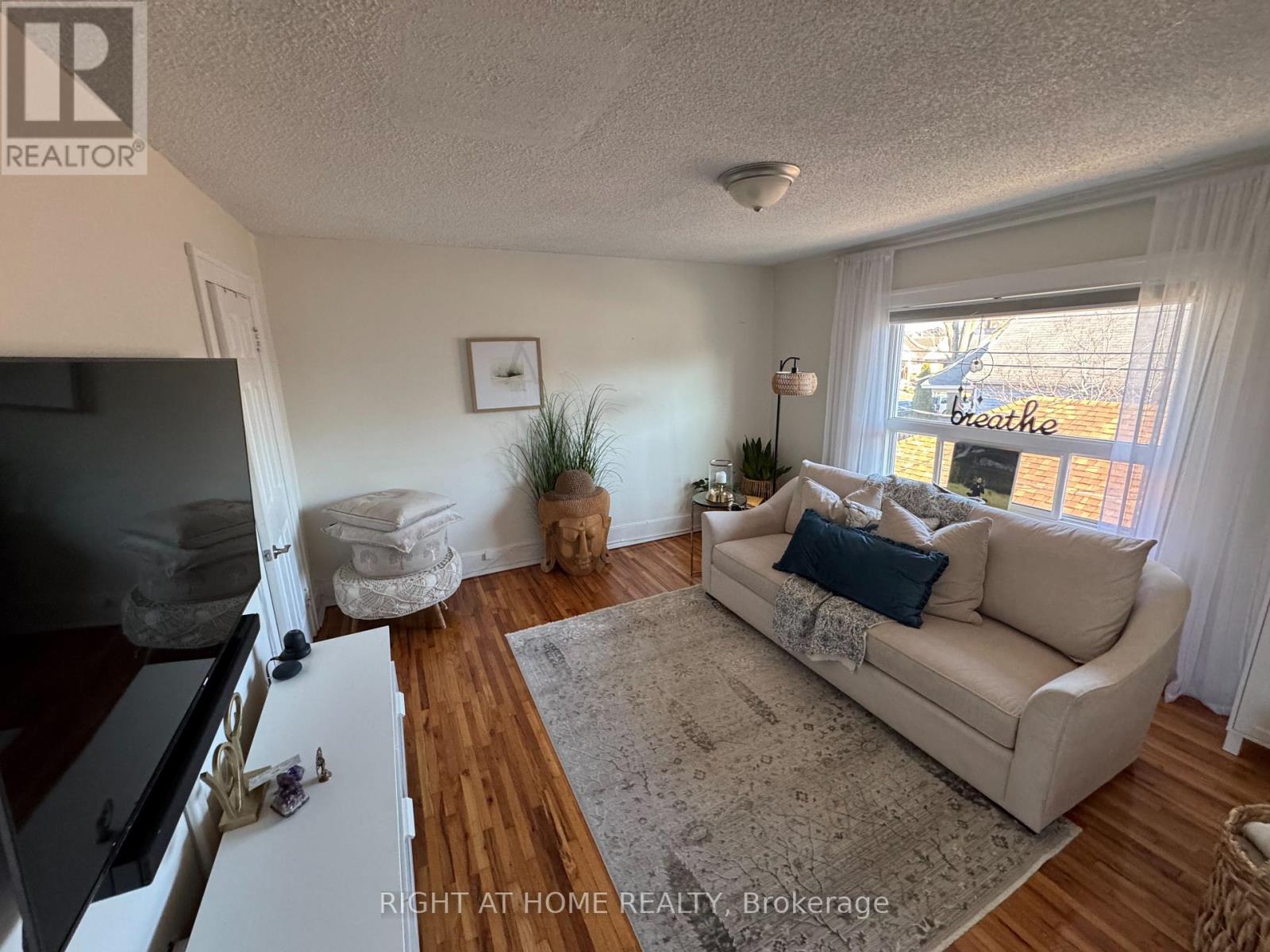 655-91 Giles Boulevard, Windsor, Ontario  N9A 4E3 - Photo 12 - X12909558