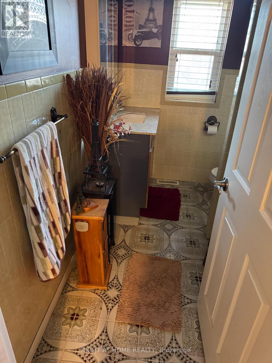 655-91 Giles Boulevard, Windsor, Ontario  N9A 4E3 - Photo 22 - X12909558