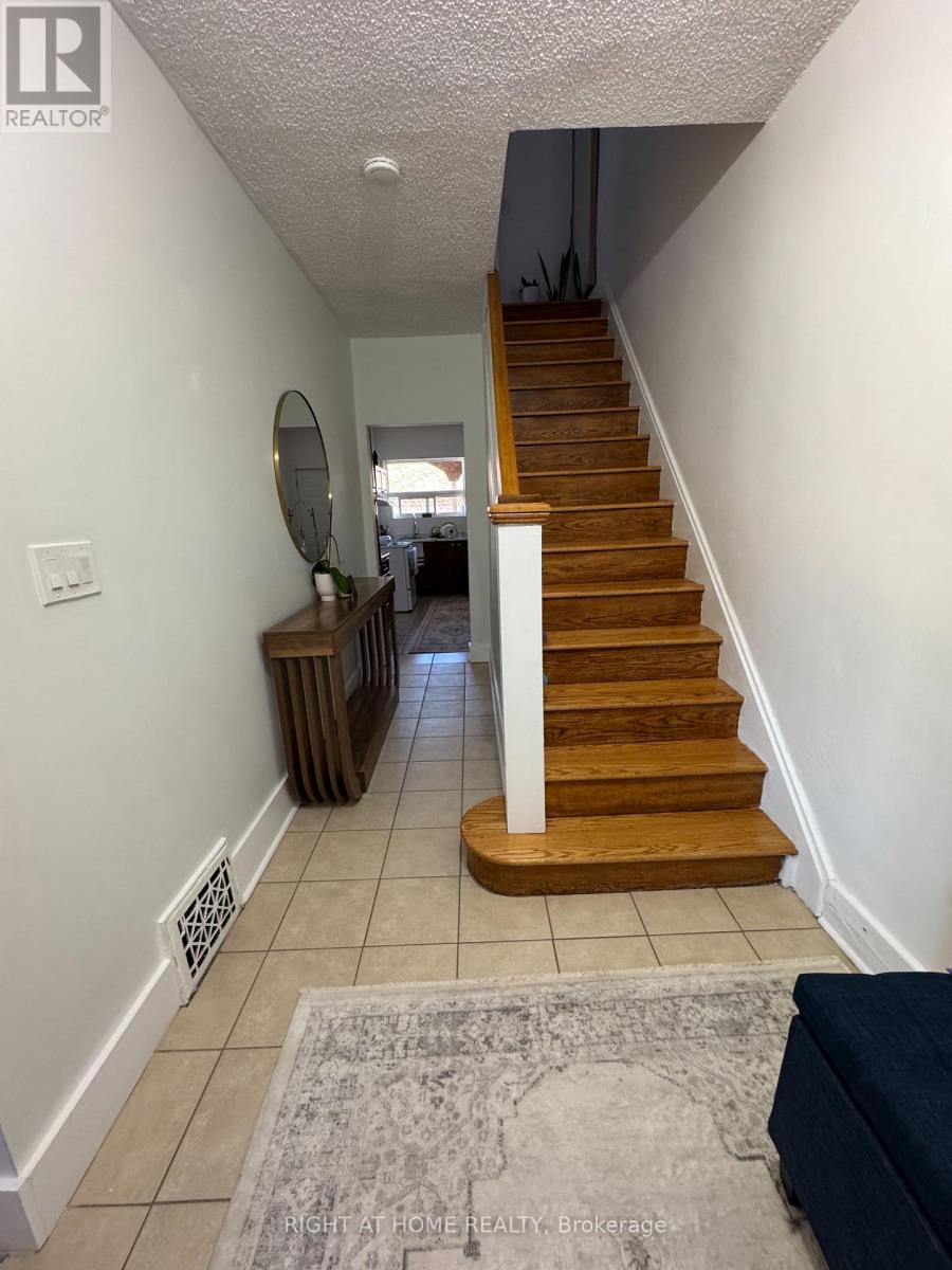 655-91 Giles Boulevard, Windsor, Ontario  N9A 4E3 - Photo 3 - X12909558