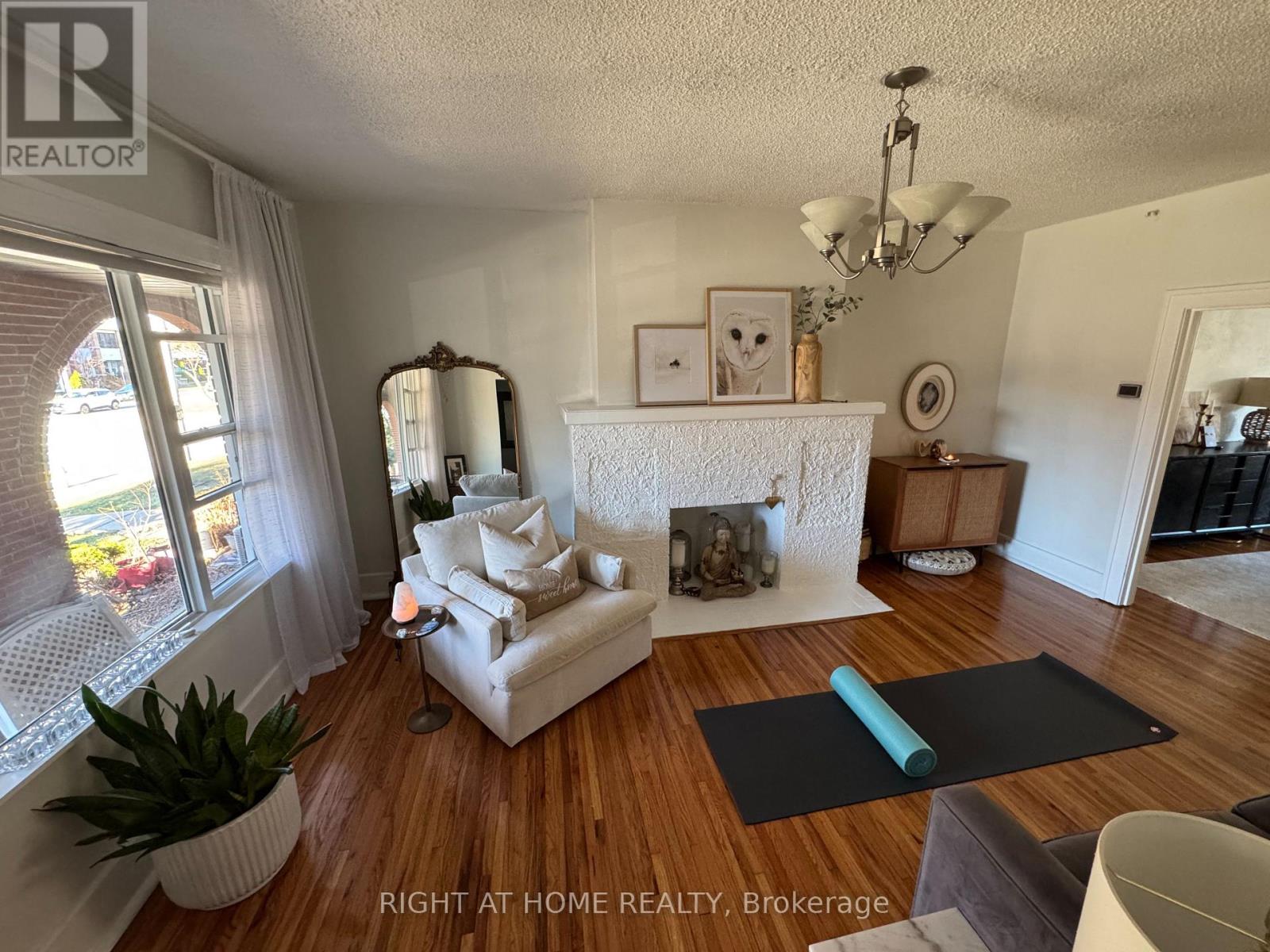 655-91 Giles Boulevard, Windsor, Ontario  N9A 4E3 - Photo 4 - X12909558