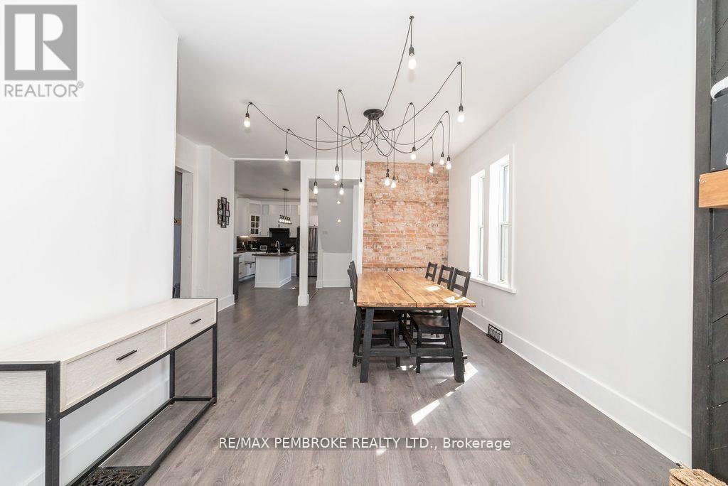 502 Mary Street, Pembroke, Ontario  K8A 5X1 - Photo 15 - X12372734