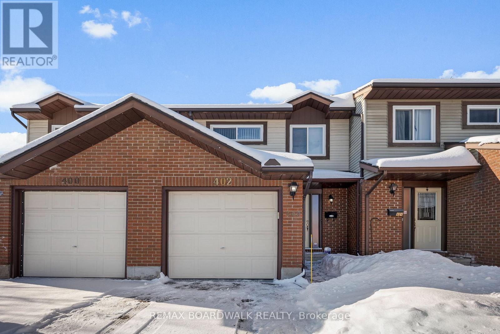 402 SANDHAMN PRIVATE, Ottawa, Ontario