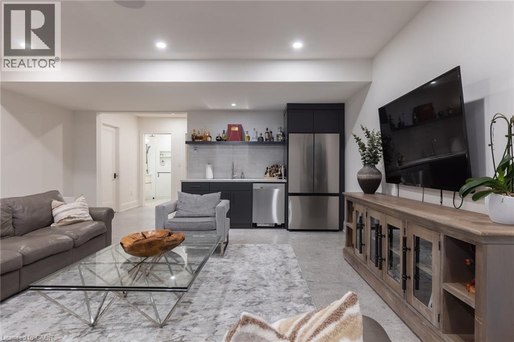 540 Patricia Drive, Oakville, Ontario  L6K 1M2 - Photo 35 - 40814197