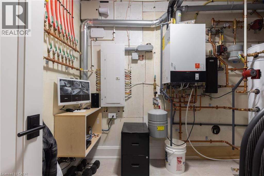 540 Patricia Drive, Oakville, Ontario  L6K 1M2 - Photo 38 - 40814197