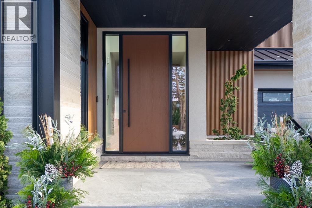 540 Patricia Drive, Oakville, Ontario  L6K 1M2 - Photo 5 - 40814197