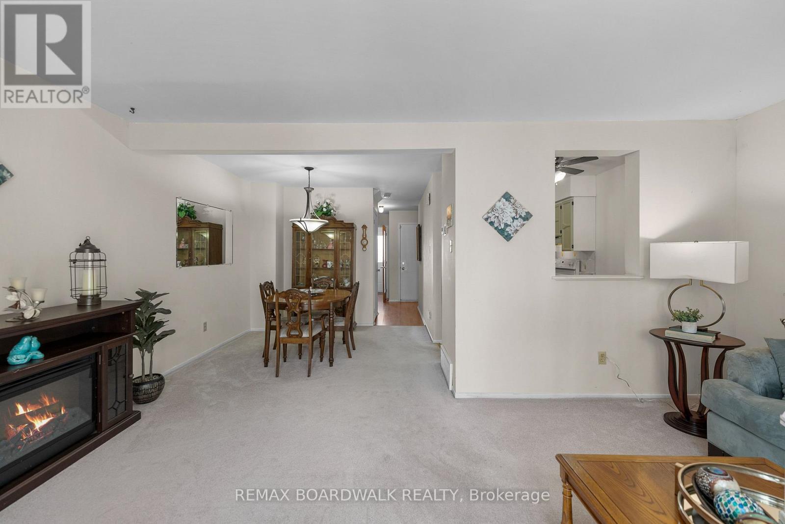 402 Sandhamn Private, Ottawa, Ontario  K1T 2Y9 - Photo 10 - X12734642