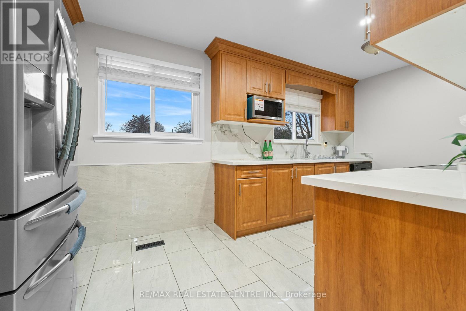 23 Jefferson Road, Brampton, Ontario  L6S 2G6 - Photo 22 - W12630982