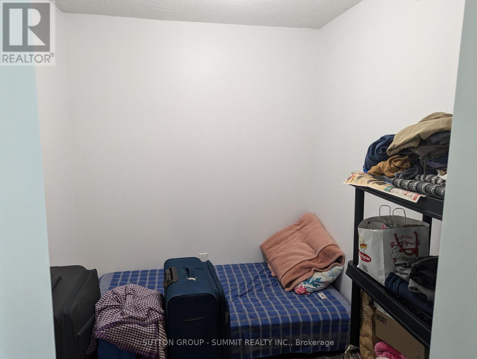 1616 - 335 Rathburn Road, Mississauga (City Centre), Ontario  L5B 0C8 - Photo 8 - W12747682