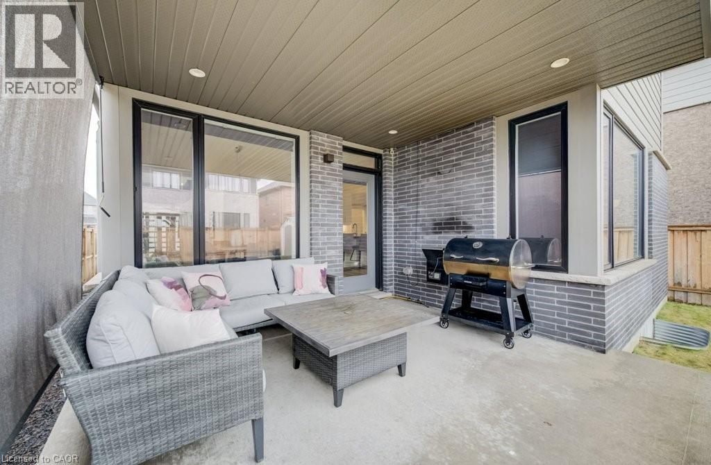 204 Carriage Way, Waterloo, Ontario  N2K 0C6 - Photo 44 - 40803937