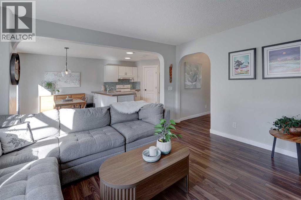 124 Stonegate Close NW, Airdrie, Alberta  T4B 2V2 - Photo 11 - A2293005