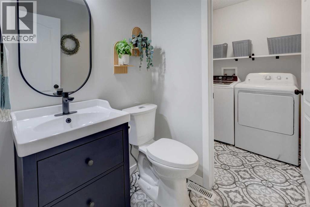 124 Stonegate Close NW, Airdrie, Alberta  T4B 2V2 - Photo 12 - A2293005