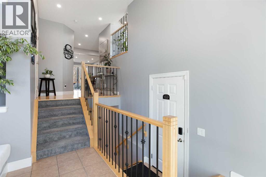 2016 Windsong Drive SW, Airdrie, Alberta  T4B 0P6 - Photo 15 - A2293326