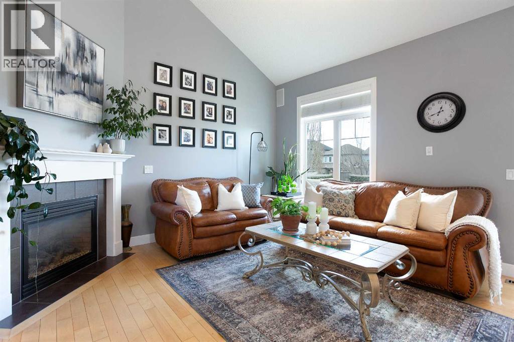 2016 Windsong Drive SW, Airdrie, Alberta  T4B 0P6 - Photo 16 - A2293326