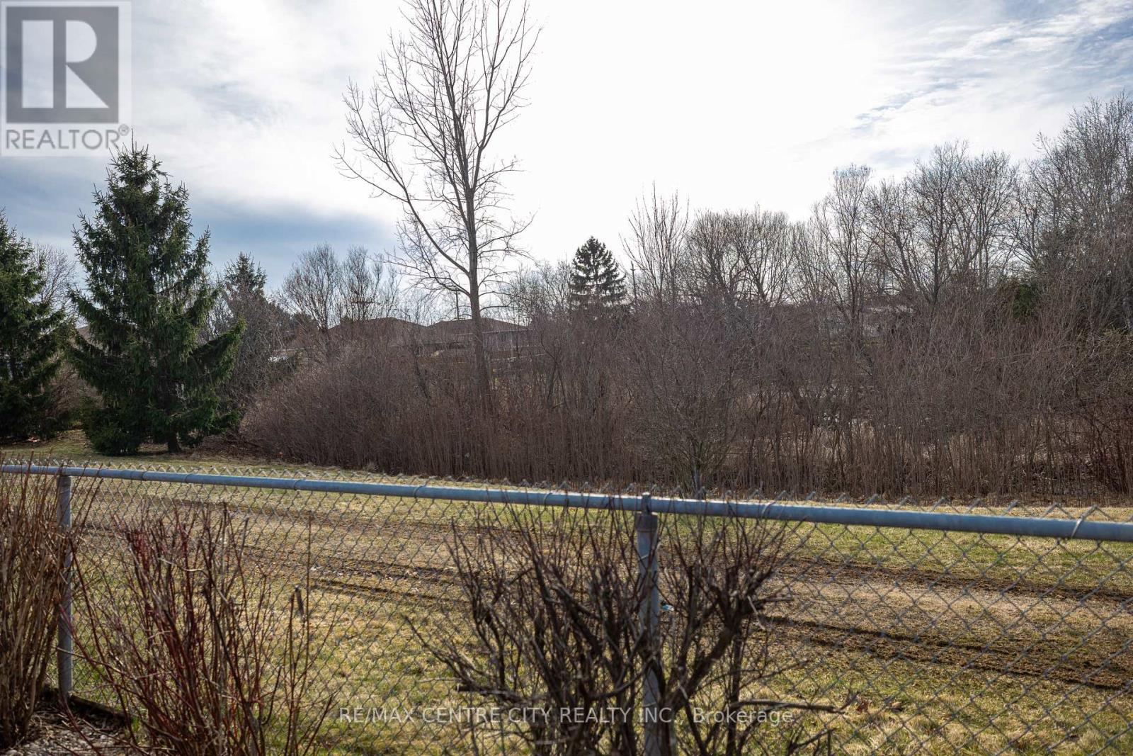 Photo 23 of 24 for 14 Juno Drive