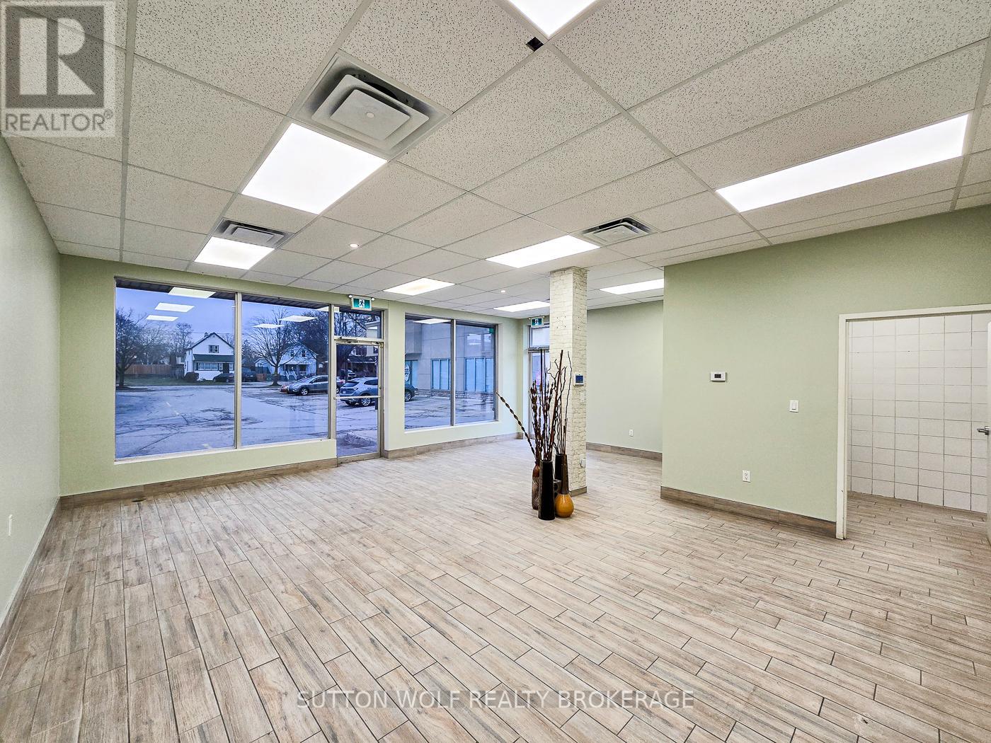 999 Talbot Street, St. Thomas, Ontario  N5P 3L3 - Photo 4 - X12909598