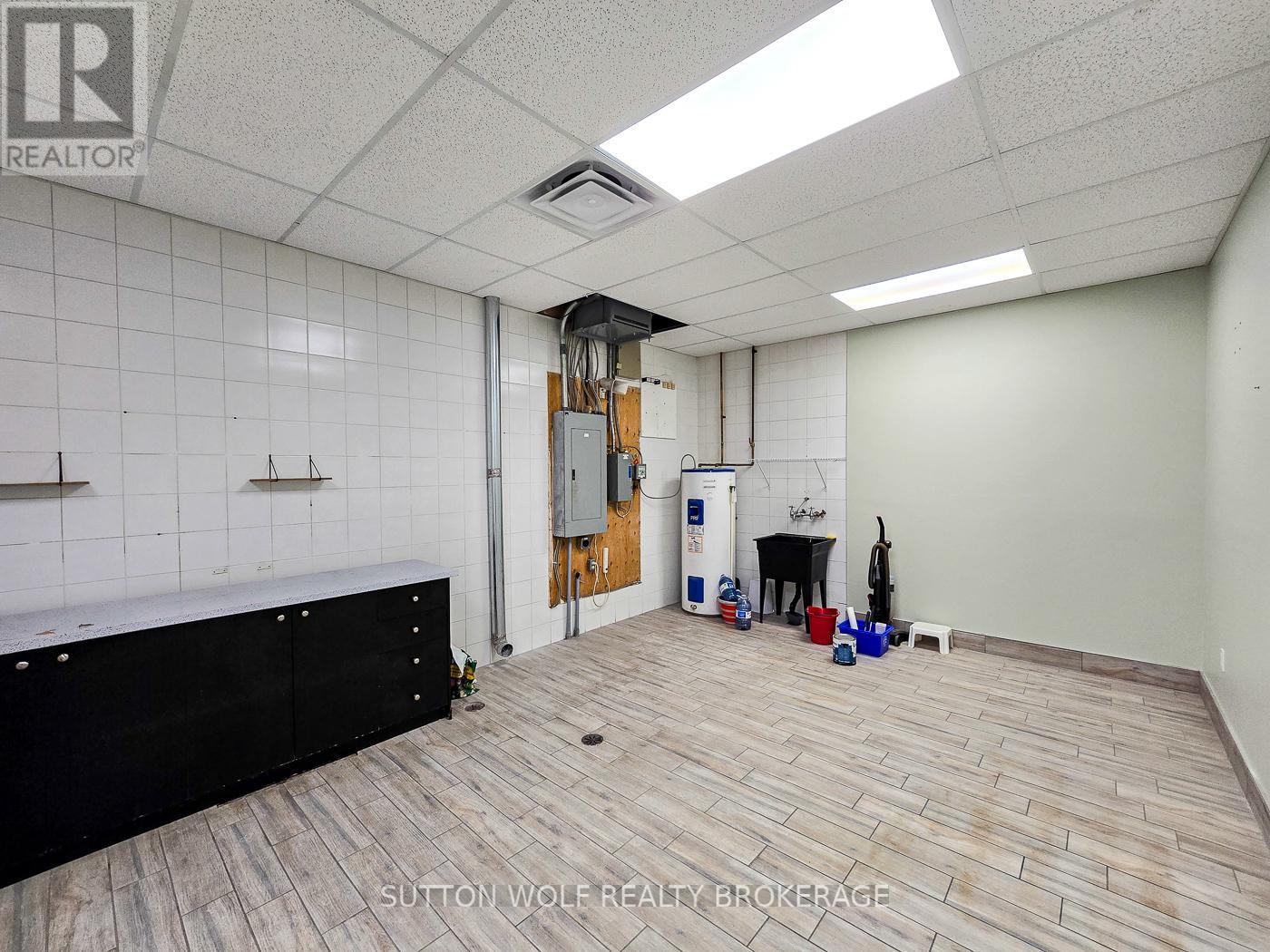 999 Talbot Street, St. Thomas, Ontario  N5P 3L3 - Photo 8 - X12909598