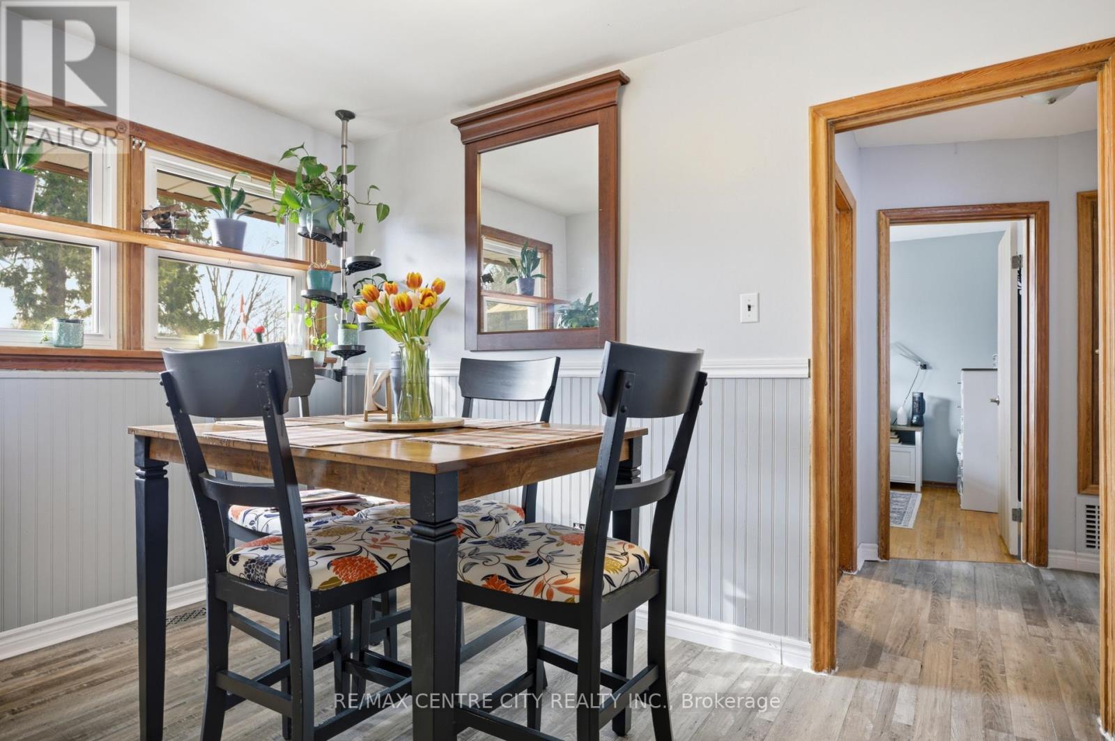 Photo 5 of 23 for 32 Coyne Street