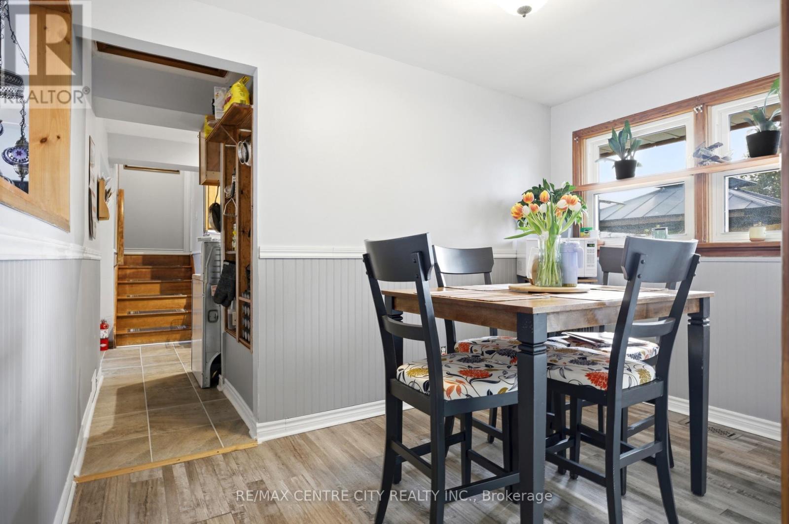 Photo 6 of 23 for 32 Coyne Street