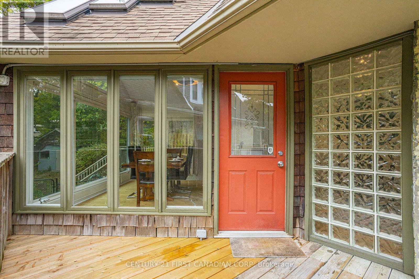 16 Woodward Avenue, London North, Ontario  N6H 2G7 - Photo 38 - X12909778