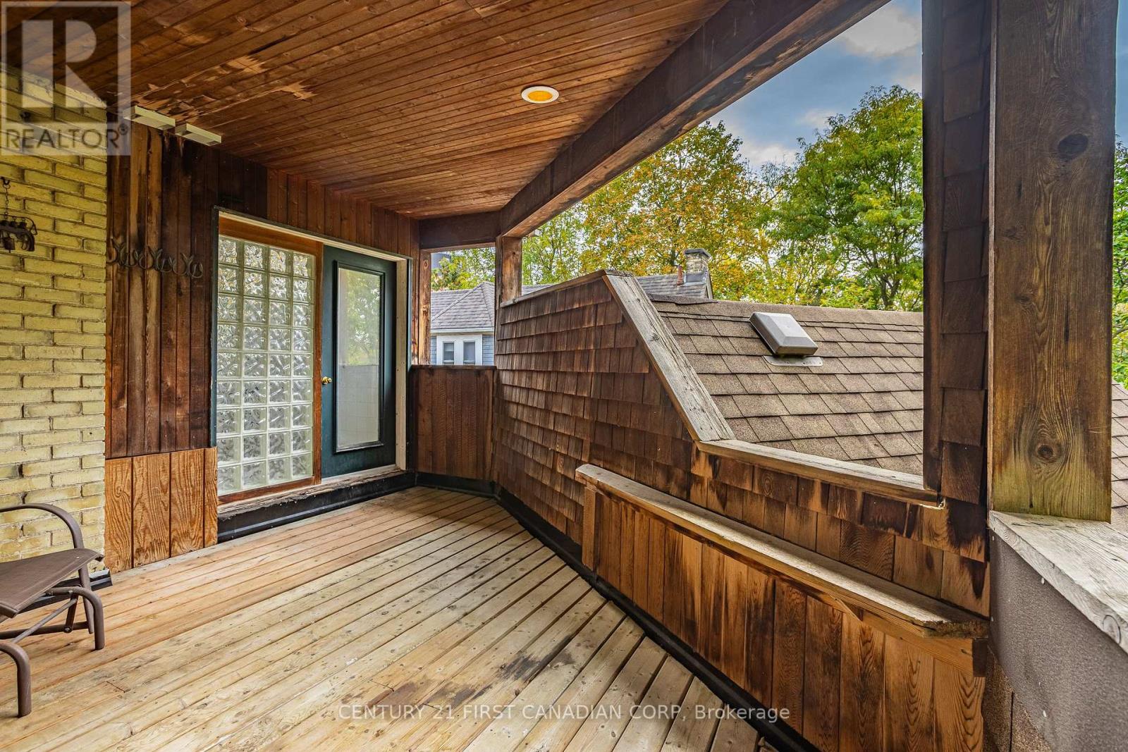 16 Woodward Avenue, London North, Ontario  N6H 2G7 - Photo 40 - X12909778