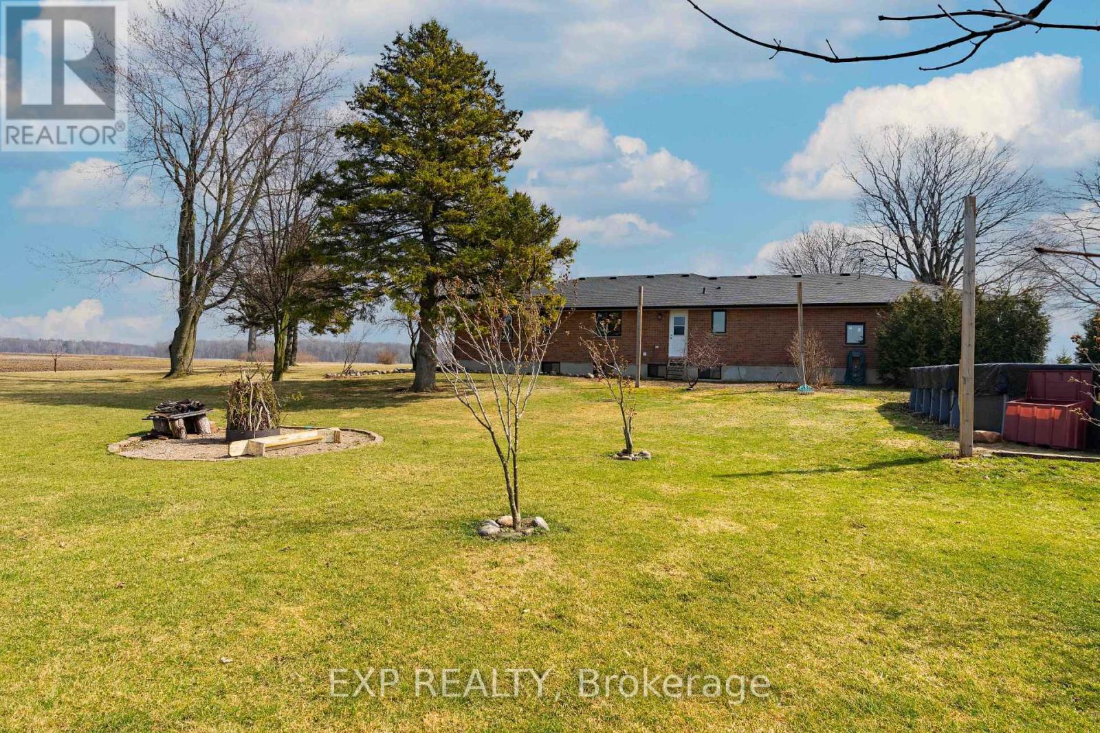 5864 Inadale Drive, Adelaide Metcalfe, Ontario  N7G 3H4 - Photo 40 - X12909792