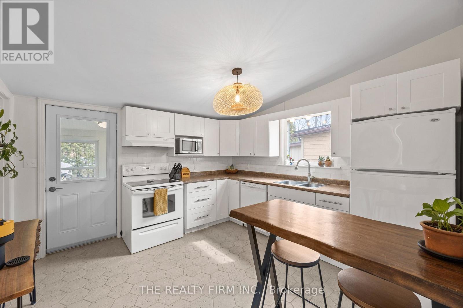 154 Colborne Street, London East, Ontario  N6B 2R9 - Photo 20 - X12909828