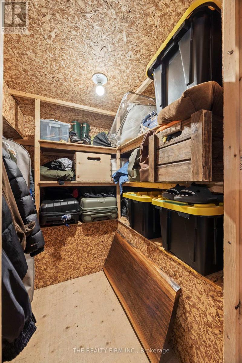 154 Colborne Street, London East, Ontario  N6B 2R9 - Photo 33 - X12909828