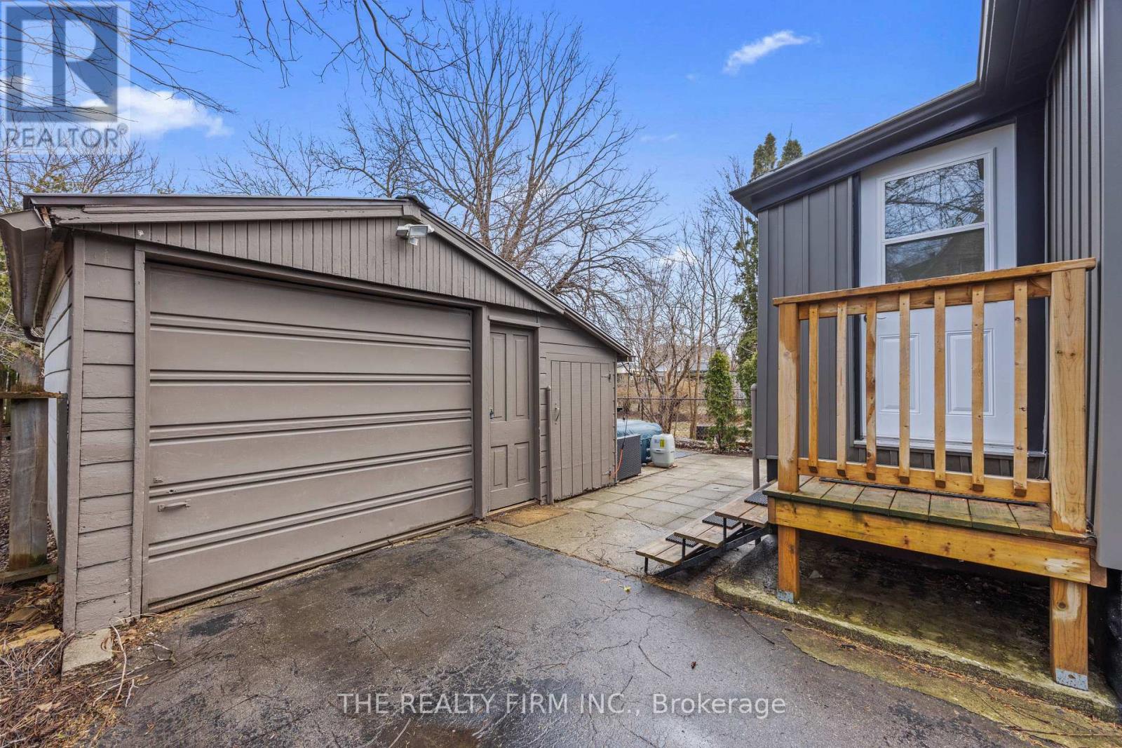 154 Colborne Street, London East, Ontario  N6B 2R9 - Photo 35 - X12909828