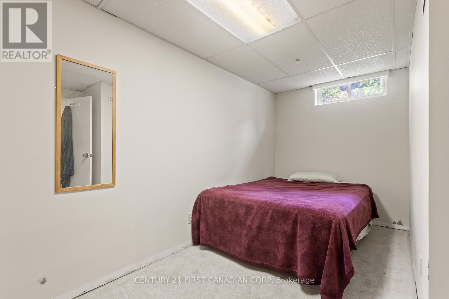 7 Rollscourt Gardens, London North, Ontario  N6G 1L9 - Photo 19 - X12909858