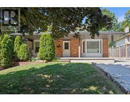 7 ROLLSCOURT GARDENS, London North, Ontario