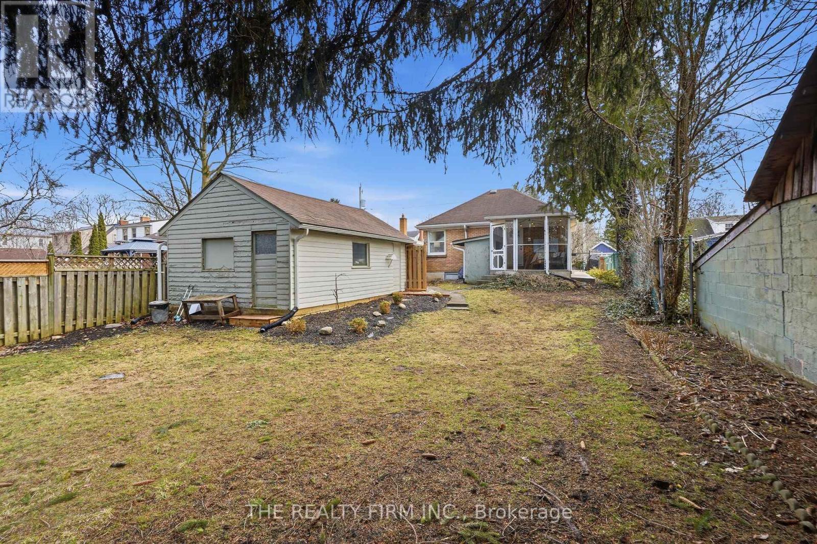 424 Hickson Avenue, London South, Ontario  N6C 2L5 - Photo 45 - X12909878