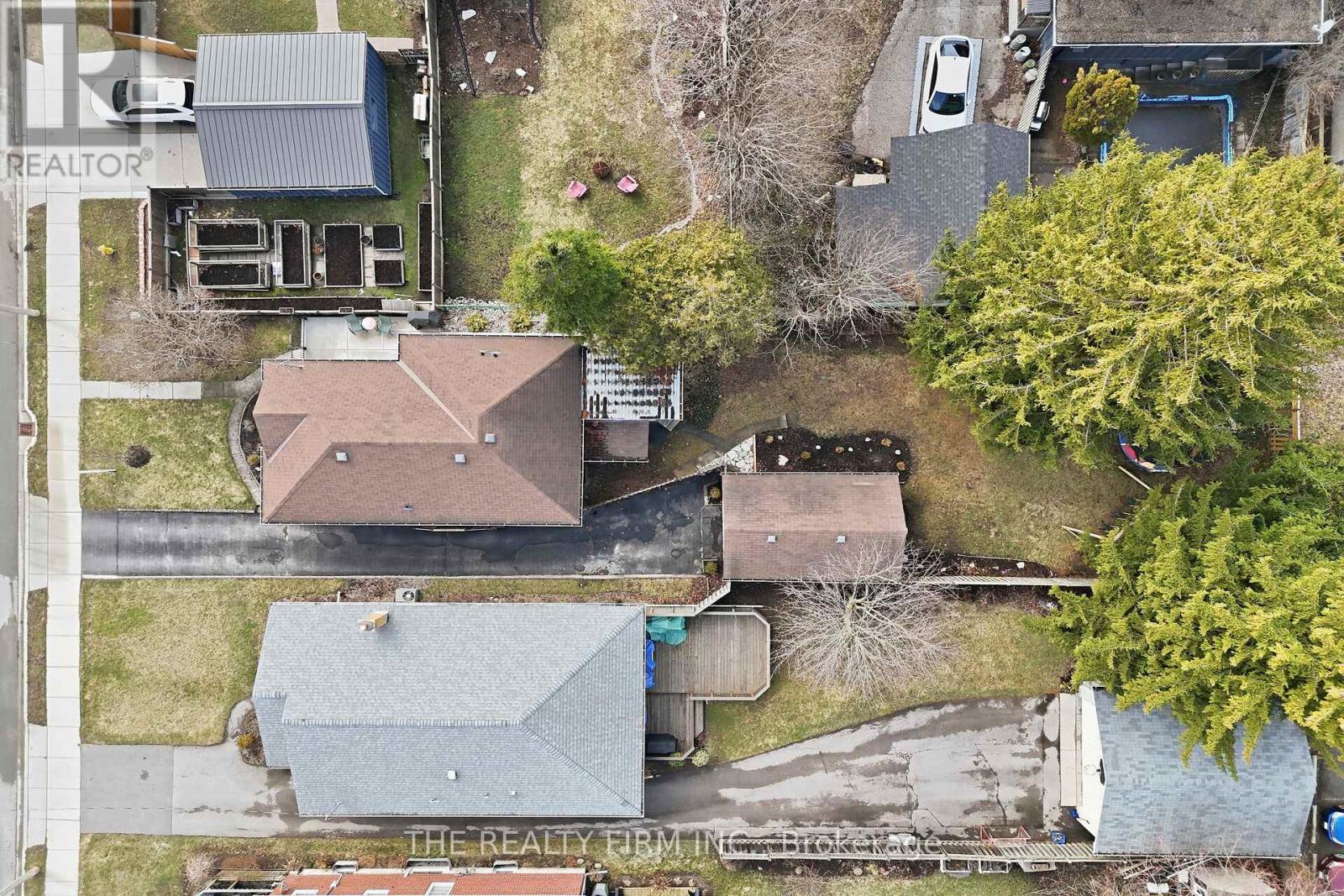 424 Hickson Avenue, London South, Ontario  N6C 2L5 - Photo 47 - X12909878