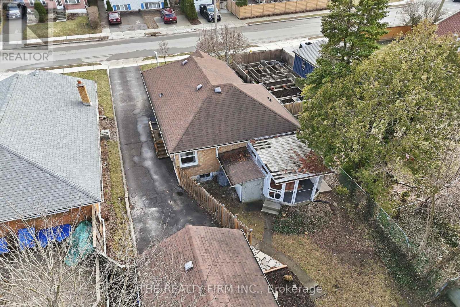 424 Hickson Avenue, London South, Ontario  N6C 2L5 - Photo 48 - X12909878