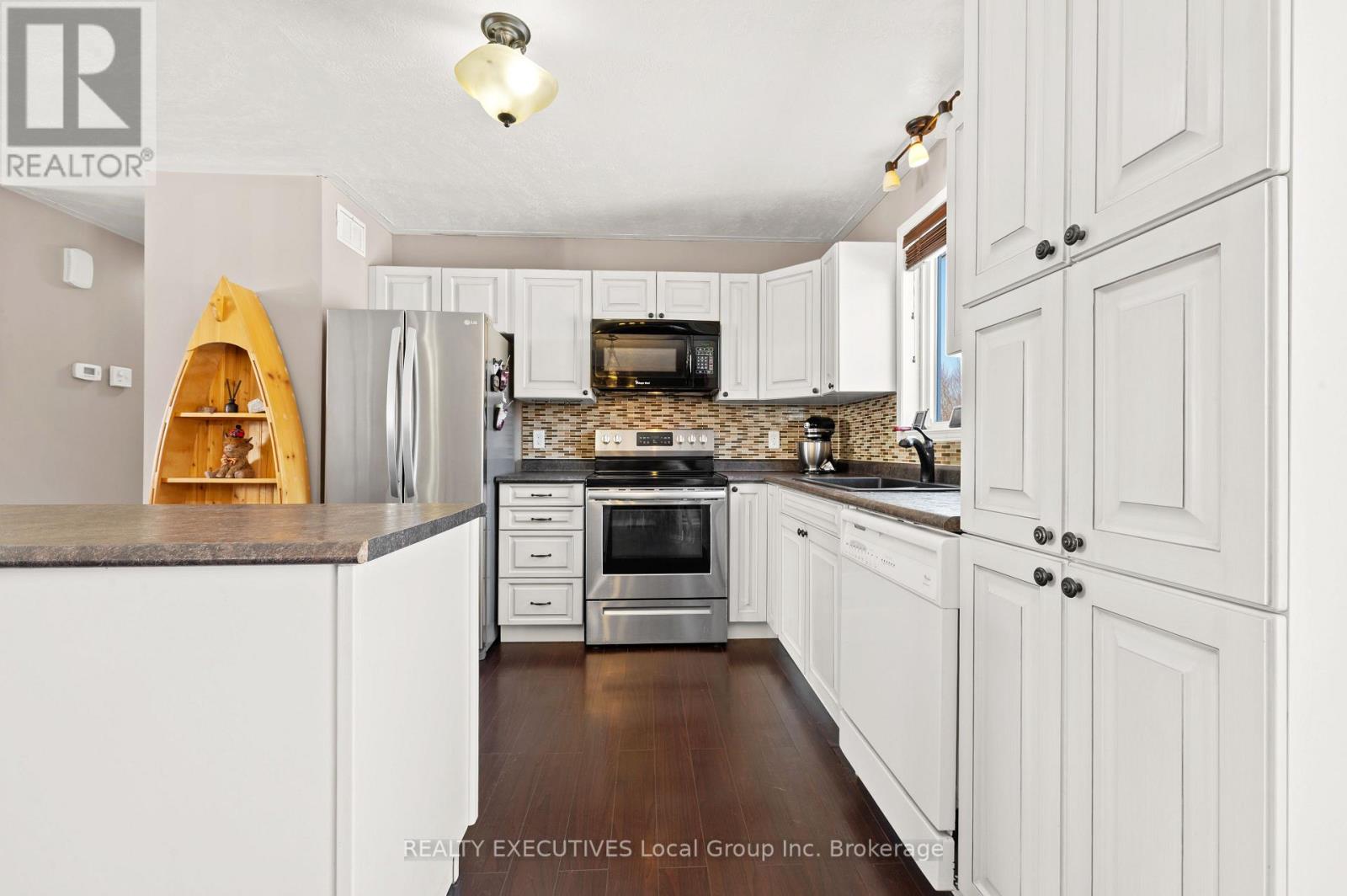 519 Demers Street, West Nipissing, Ontario  P2B 0A1 - Photo 6 - X12908860