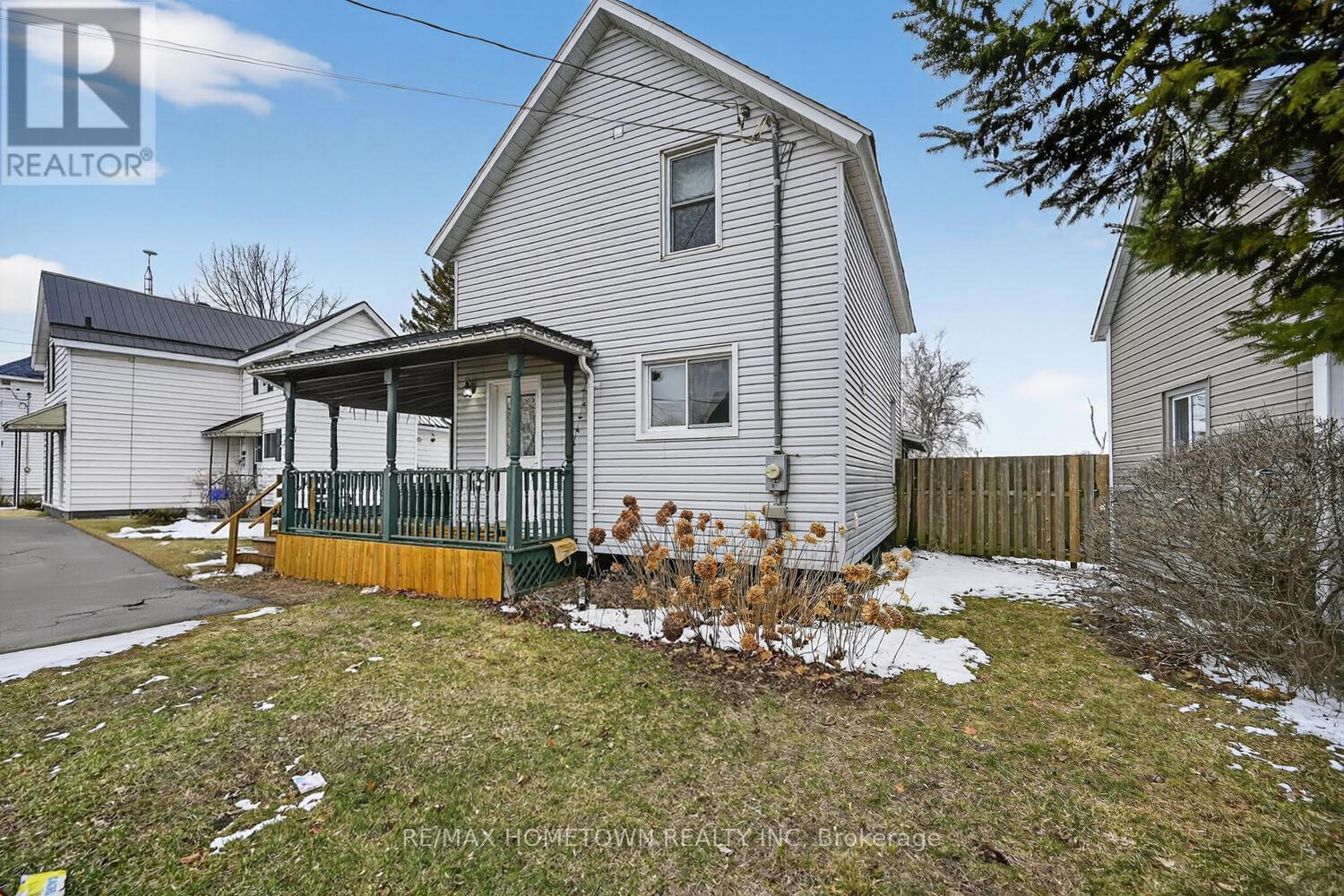 2178 Dundas Street E, Edwardsburgh/cardinal, Ontario  K0E 1E0 - Photo 5 - X12909868