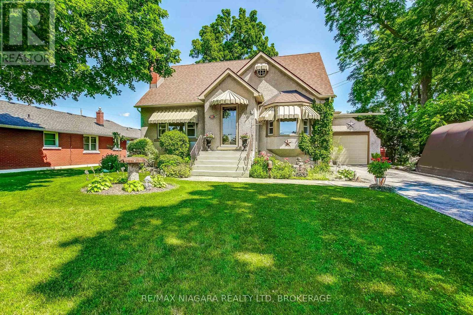 101 Division Street, Port Colborne (Sugarloaf), Ontario  L3K 3B5 - Photo 5 - X12909610