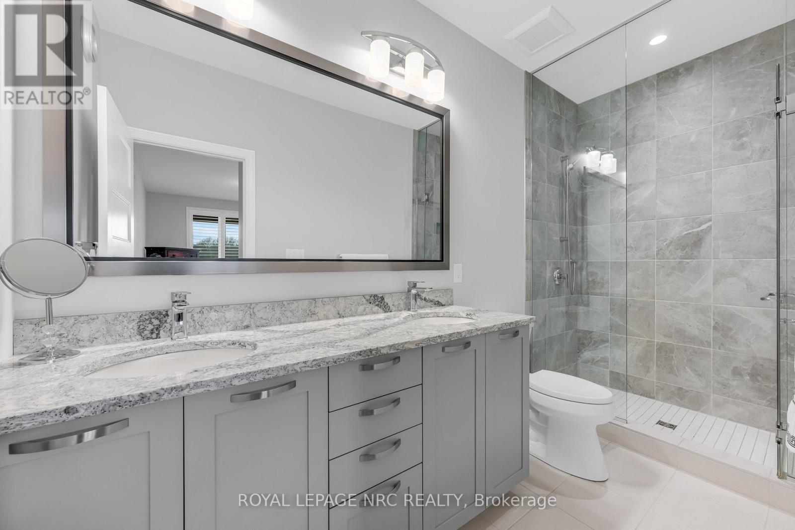 55 Andrew Lane, Thorold, Ontario  L2V 0E4 - Photo 35 - X12909794