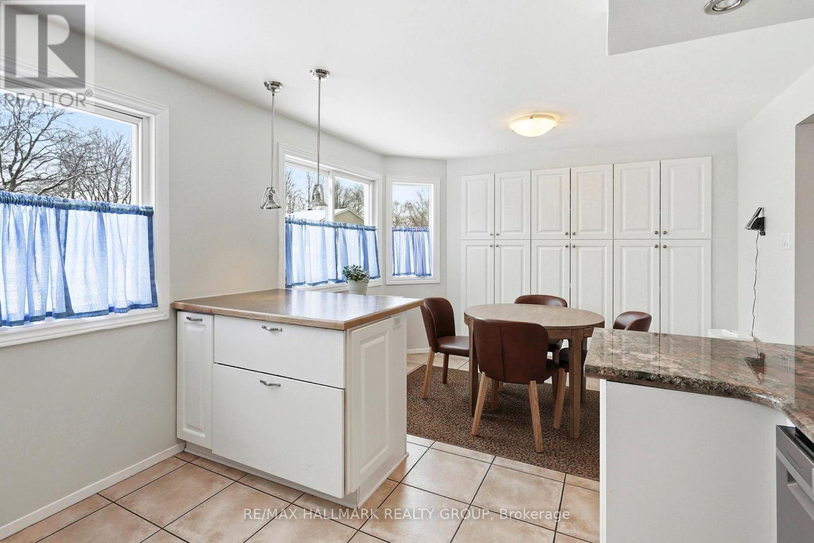 6935 Du Bois Avenue, Ottawa, Ontario  K1C 5L4 - Photo 15 - X12908886