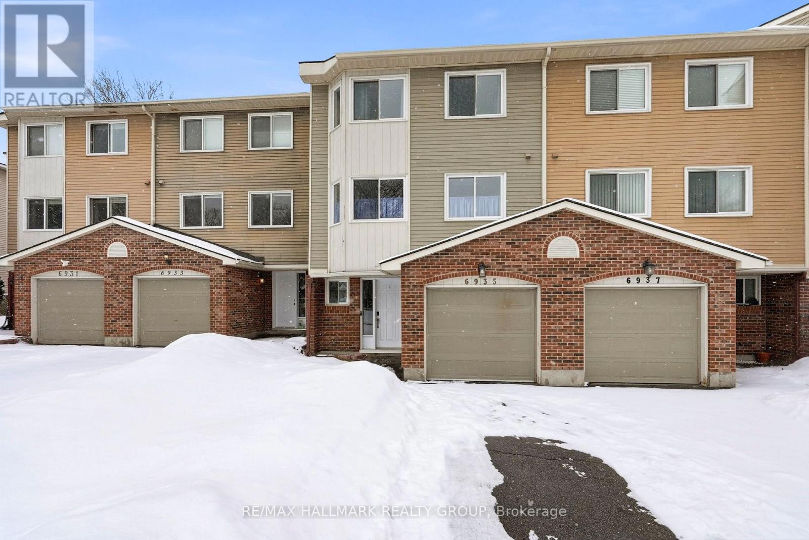 6935 Du Bois Avenue, Ottawa, Ontario  K1C 5L4 - Photo 2 - X12908886