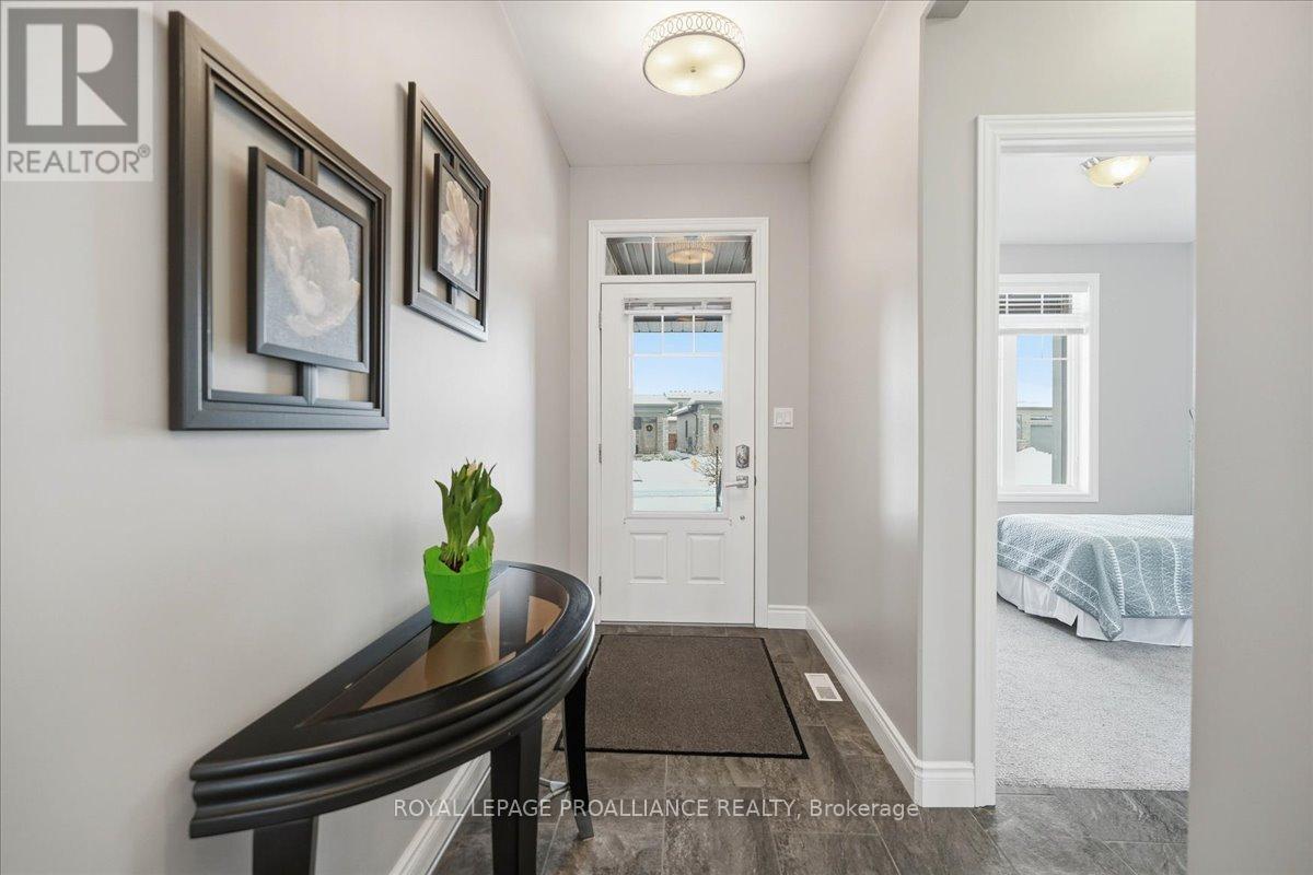 83 Covington Crescent, Belleville, Ontario  K8N 0K9 - Photo 6 - X12909586