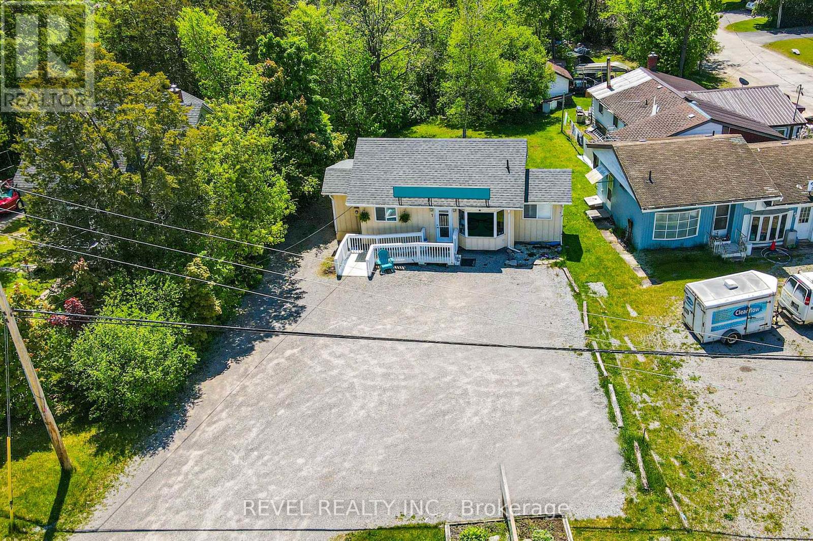 7 Kingsway Drive, Kawartha Lakes, Ontario  K0M 1A0 - Photo 2 - X12909852