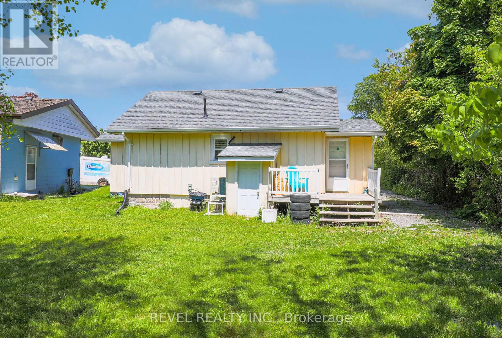 7 Kingsway Drive, Kawartha Lakes, Ontario  K0M 1A0 - Photo 22 - X12909852